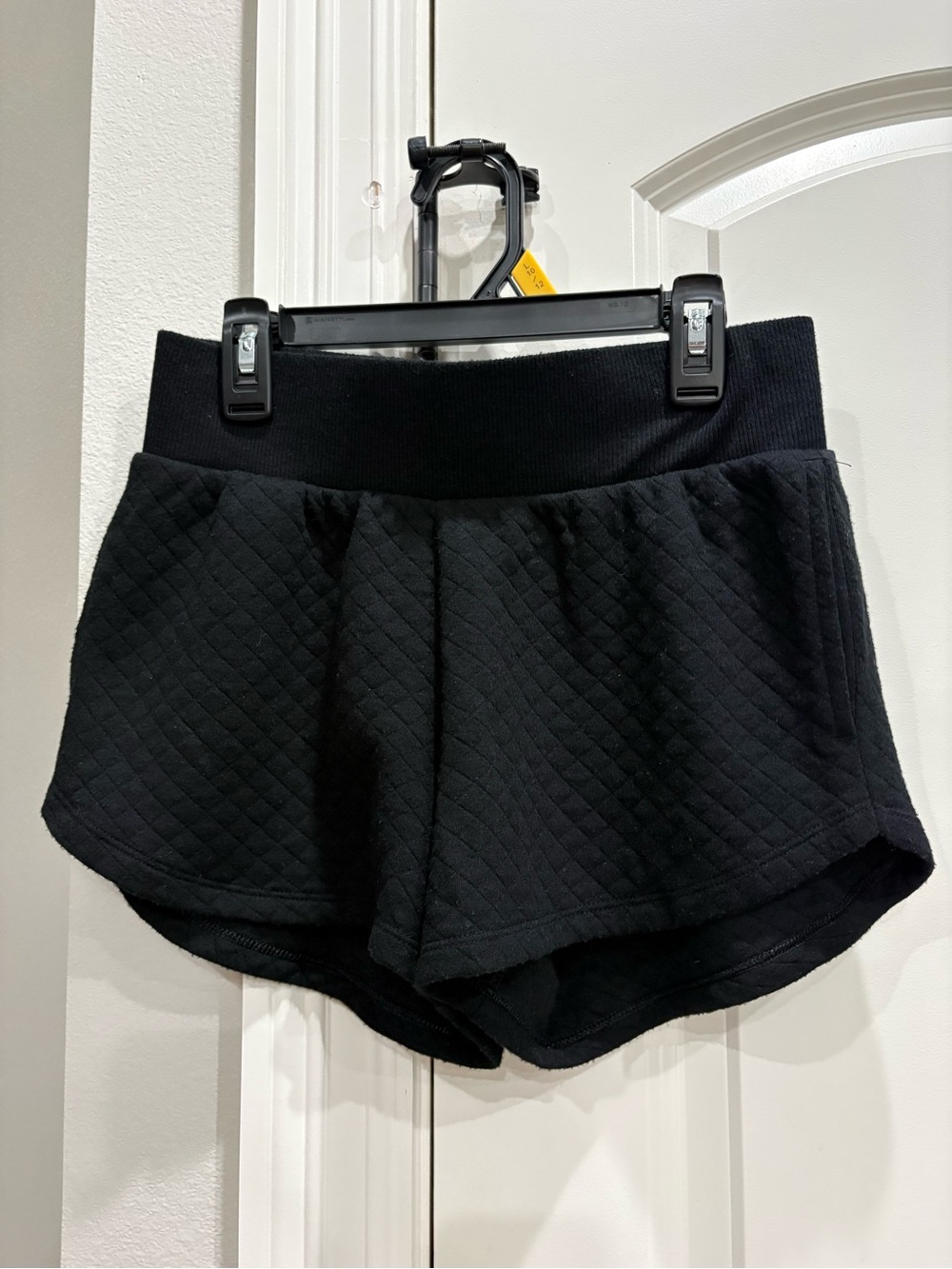stars above black pull on pajama shorts size extra small GUC